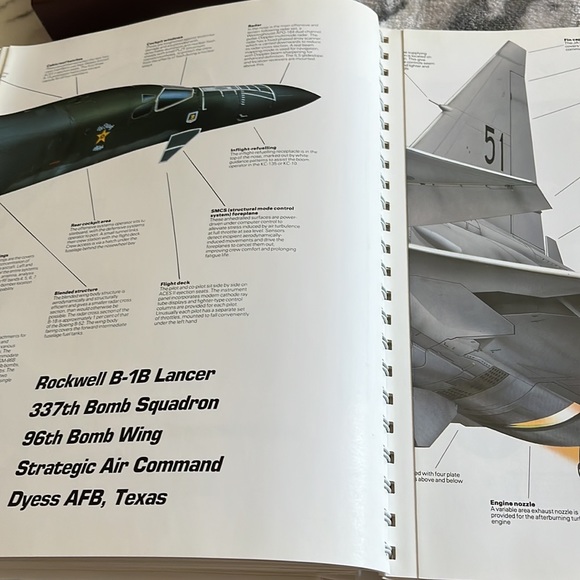 Hardcover jet planes diagrammed - Picture 4 of 8